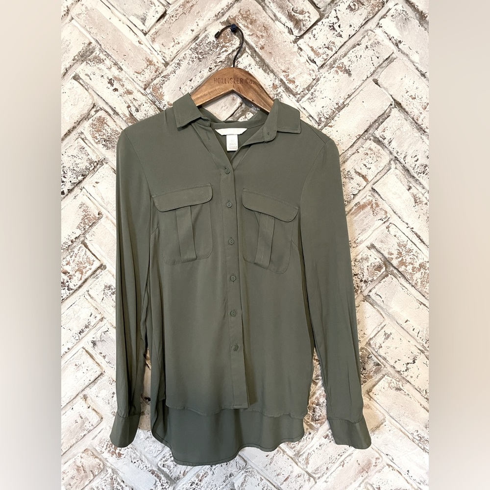 Size 2 olive green button down blouse from H&M